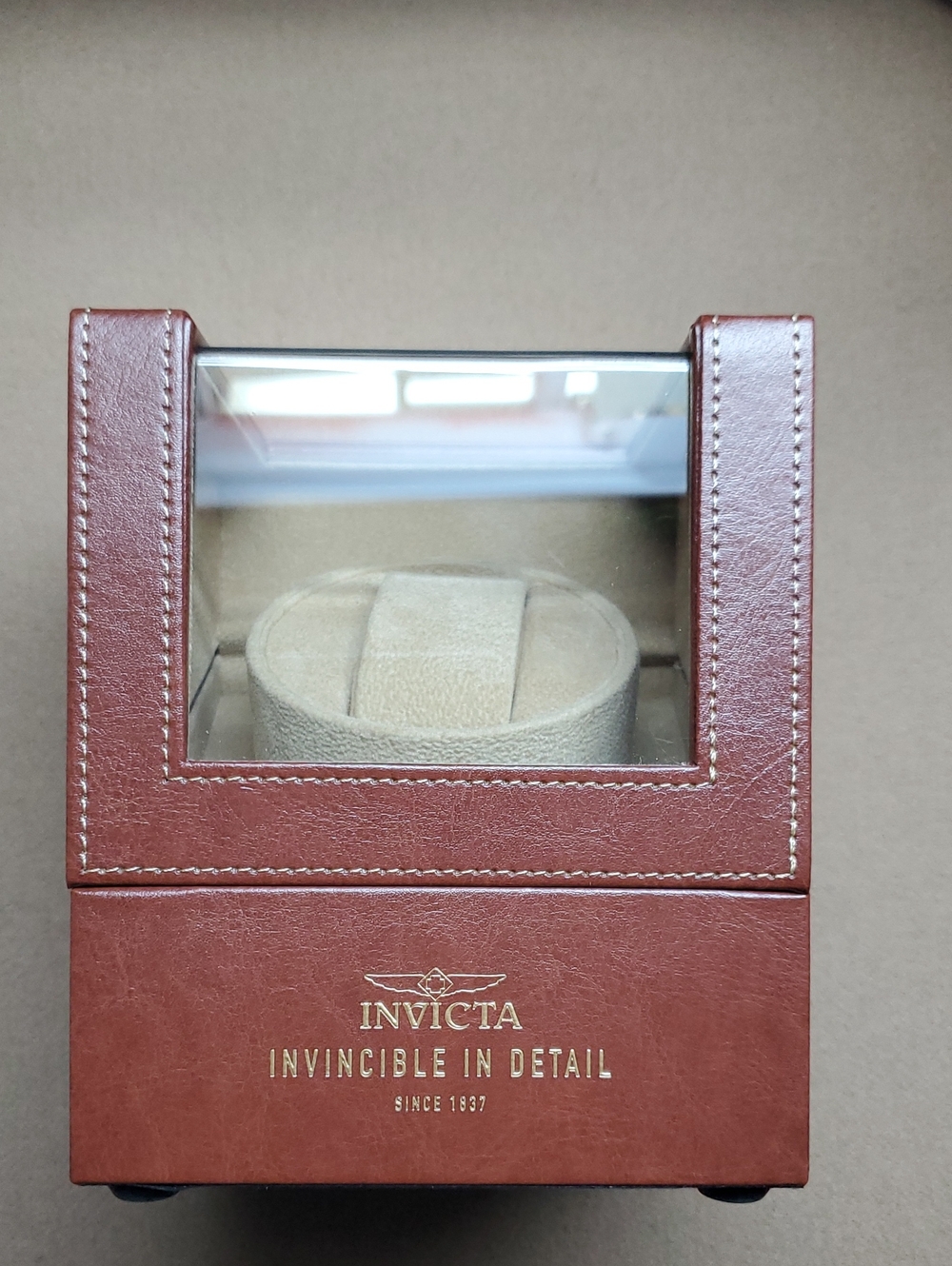 Invicta Brown Leather Watch Winder Presentation Case with Window